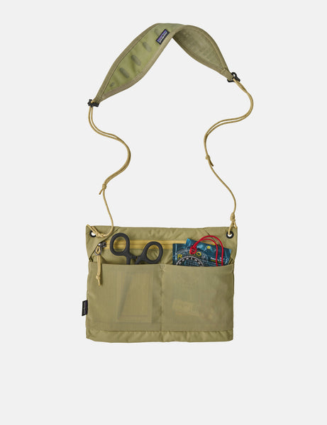 Patagonia Terravia Sacoche Bag - Gumtree Green | Article.
