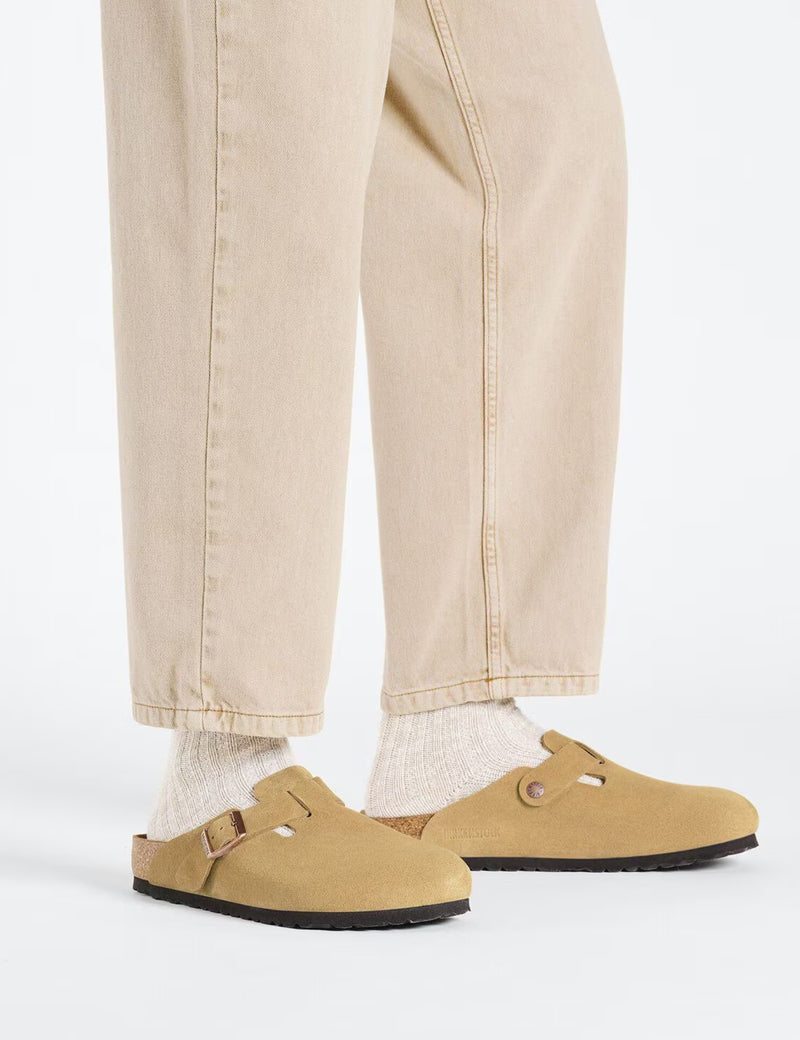 Birkenstock Women's Boston Suede Mules (Narrow) - Latte Cream