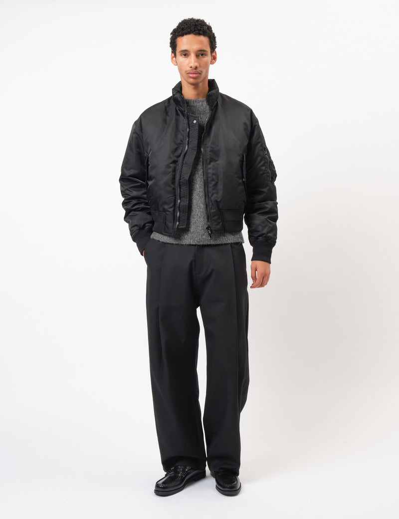 Coor Stand Collar Neck Down Puffer - Black