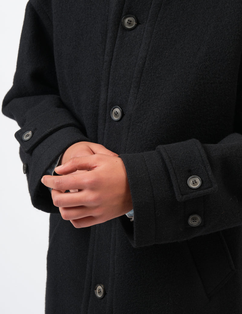 Coor High Neck Coat (Cashmere-Blend) - Black