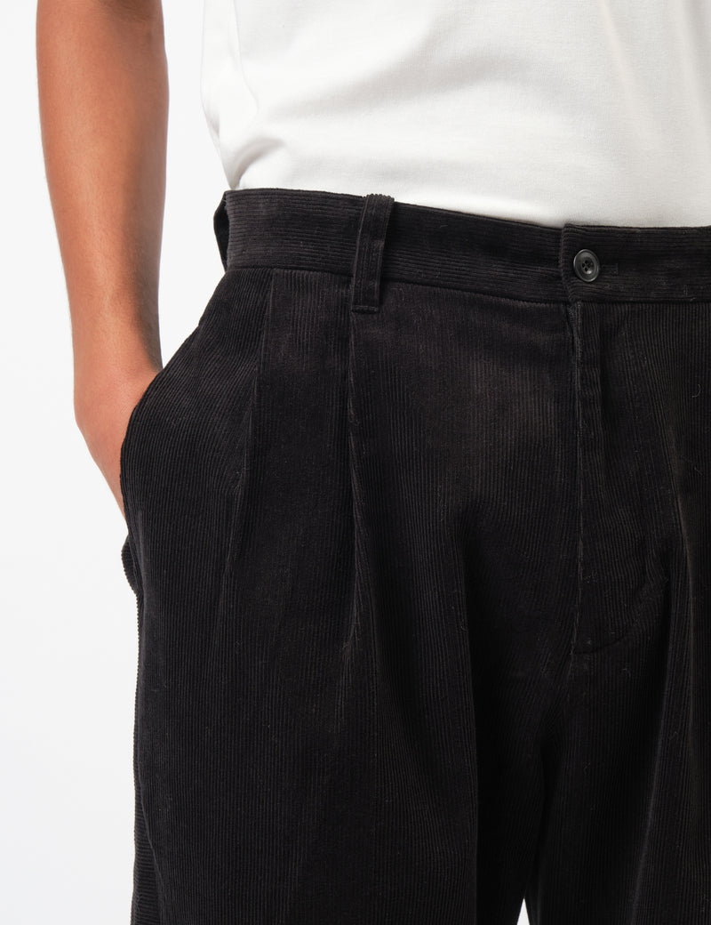 Coor Corduroy Panelled Rounding Pants - Black