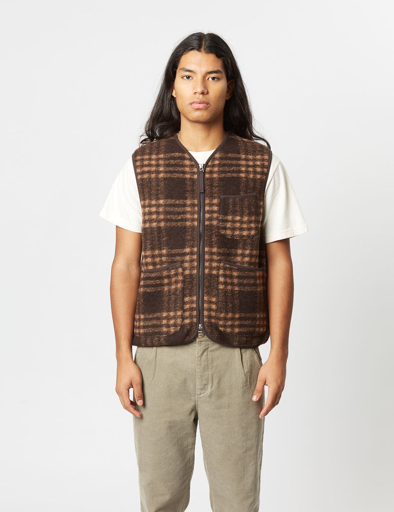 Universal Works Zip Gilet Brown Check Article.