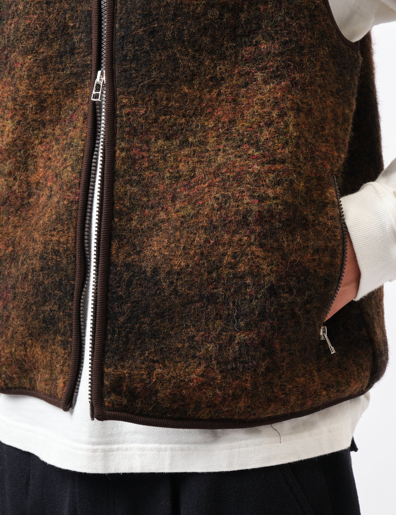 Universal Works Climbing Gilet (Alps Fleece) - Brown