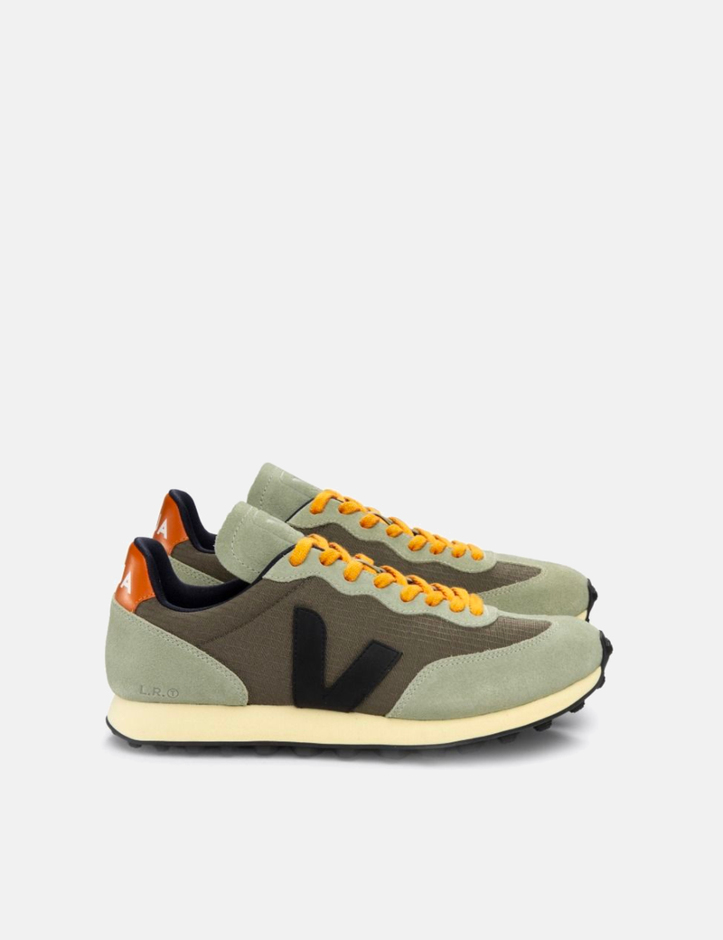 Veja yellow sales trainers