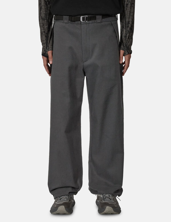 ROA Buckle Chino Pant - Anthracite Grey