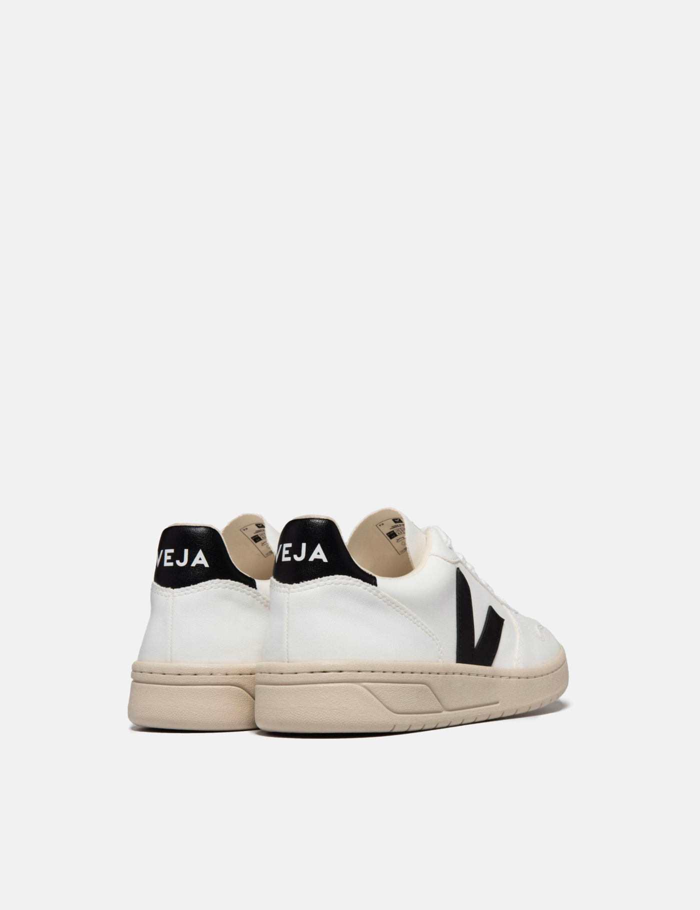 Veja V-10 CWL Trainers - White/Black | Article.