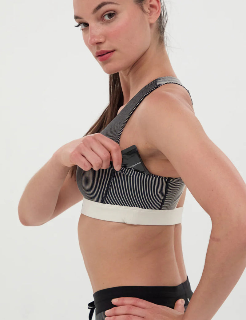 Bandit Women's Striped Cadence Run Bra - Black w/ Chalk