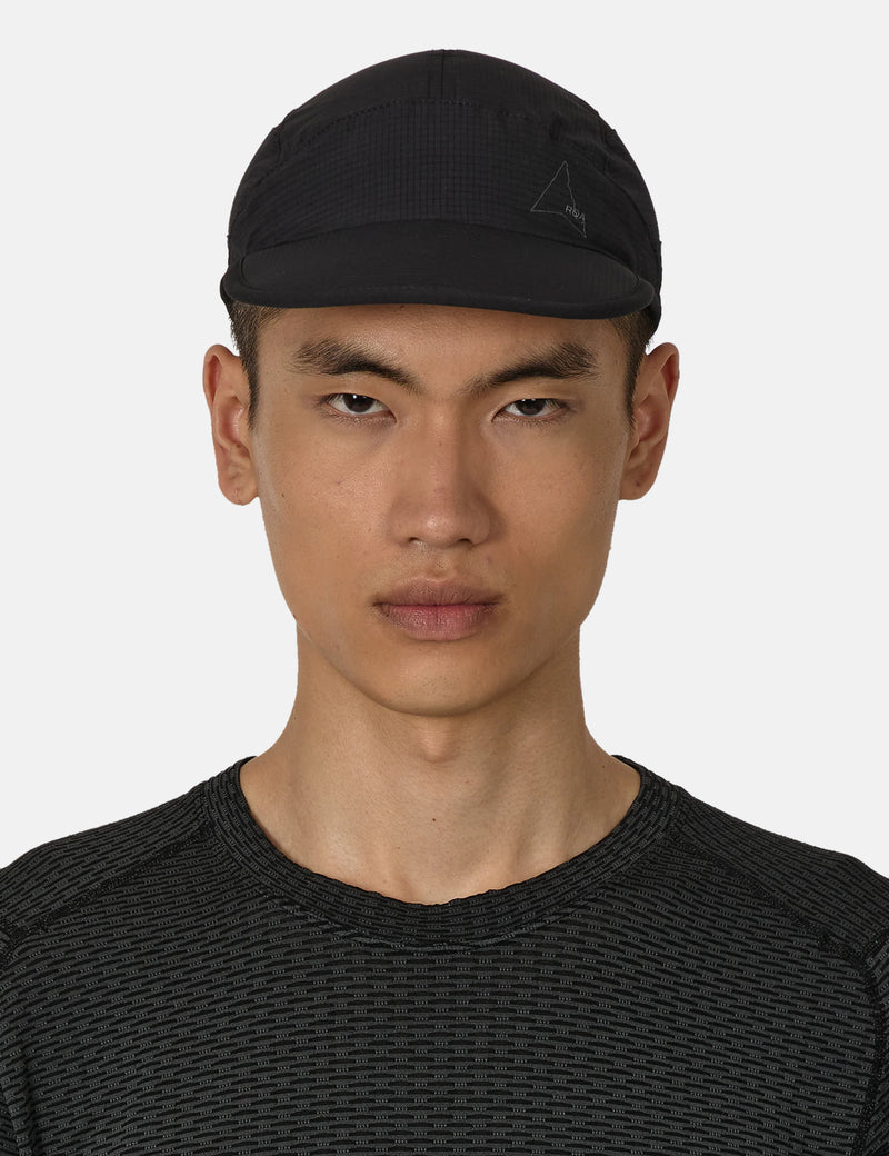 ROA Aair Floweave Running Cap - Black | Article.