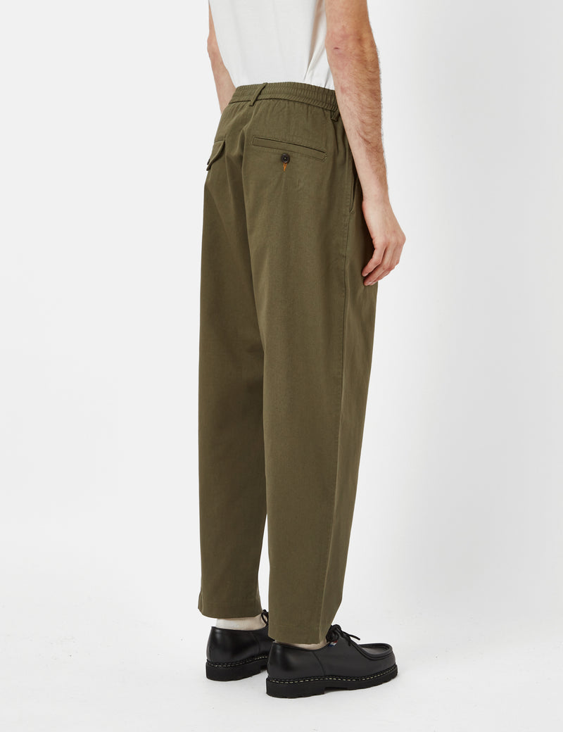 Light Olive Cargo Parachute Pants With Toggle Detail – STYLED BY ALX COUTURE