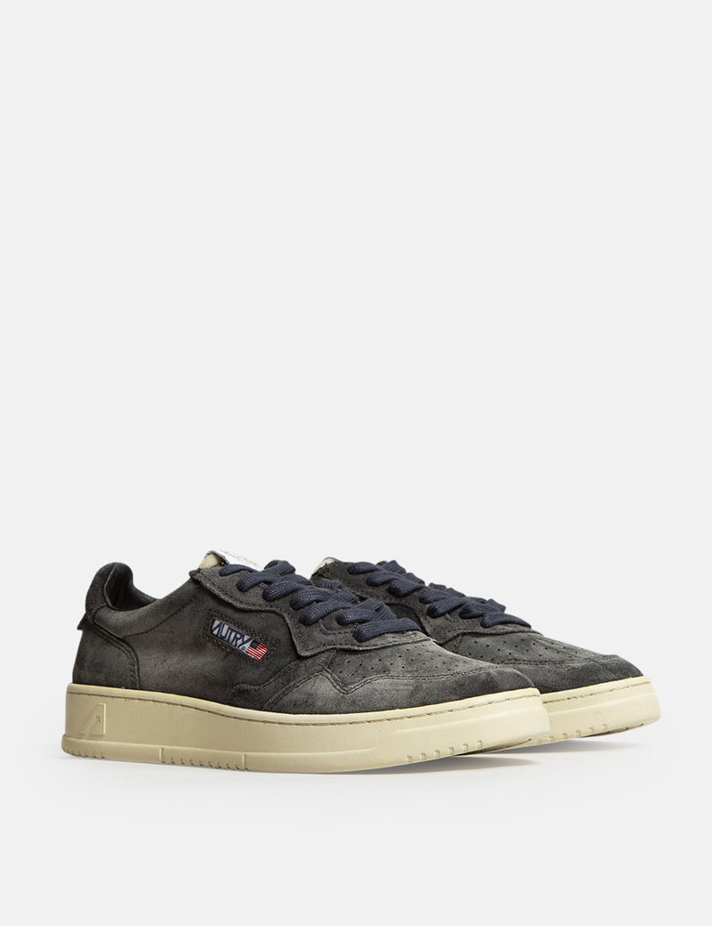 Autry Medalist SS05 Trainers (Suede/Suede) - Black