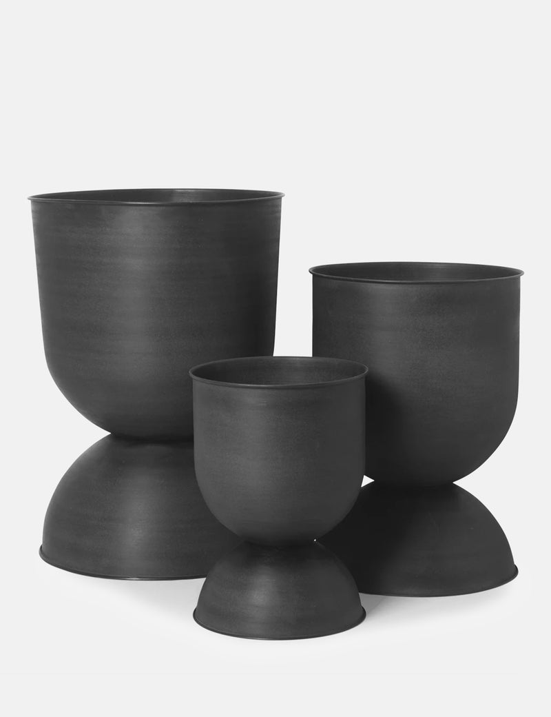 Ferm Living Hourglass Plant Pot (Small) - Black