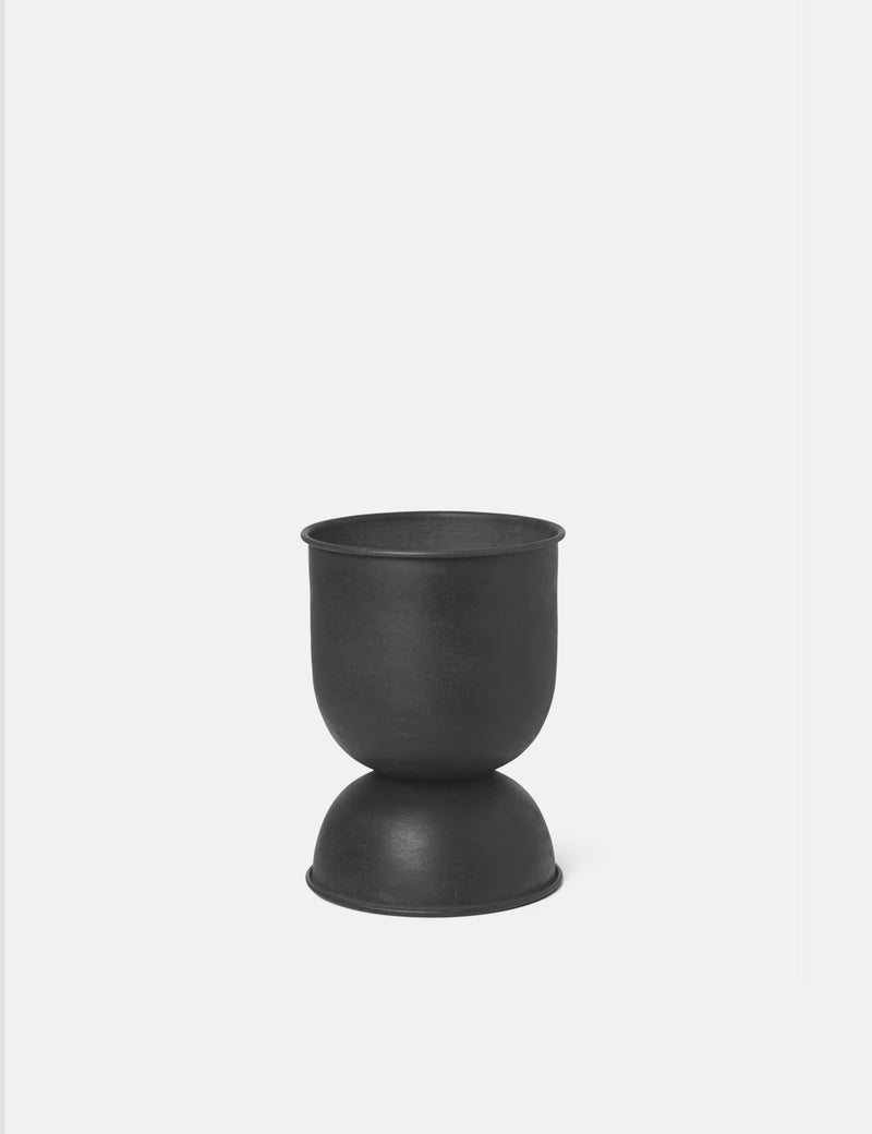 Ferm Living Hourglass Plant Pot (Extra Small) - Black