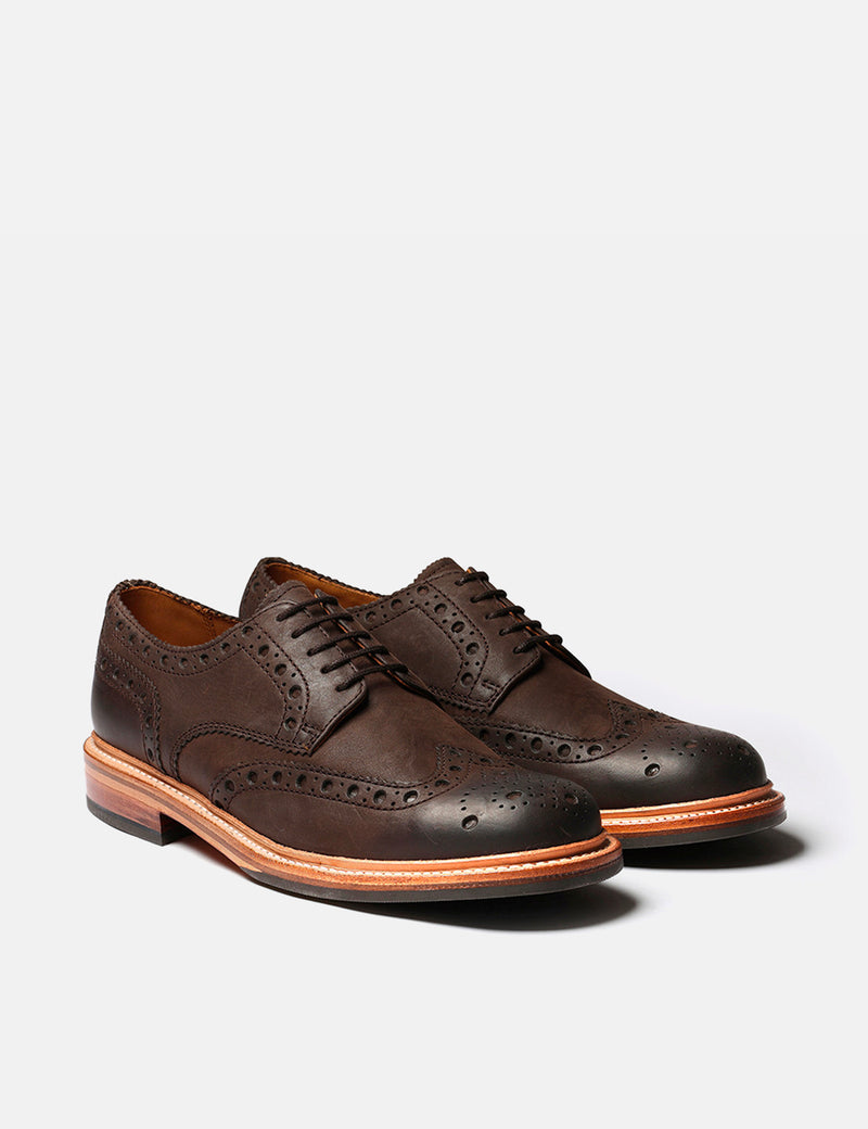 Grenson Archie Brogue (Cuir Nubuck) - Marron Bruni