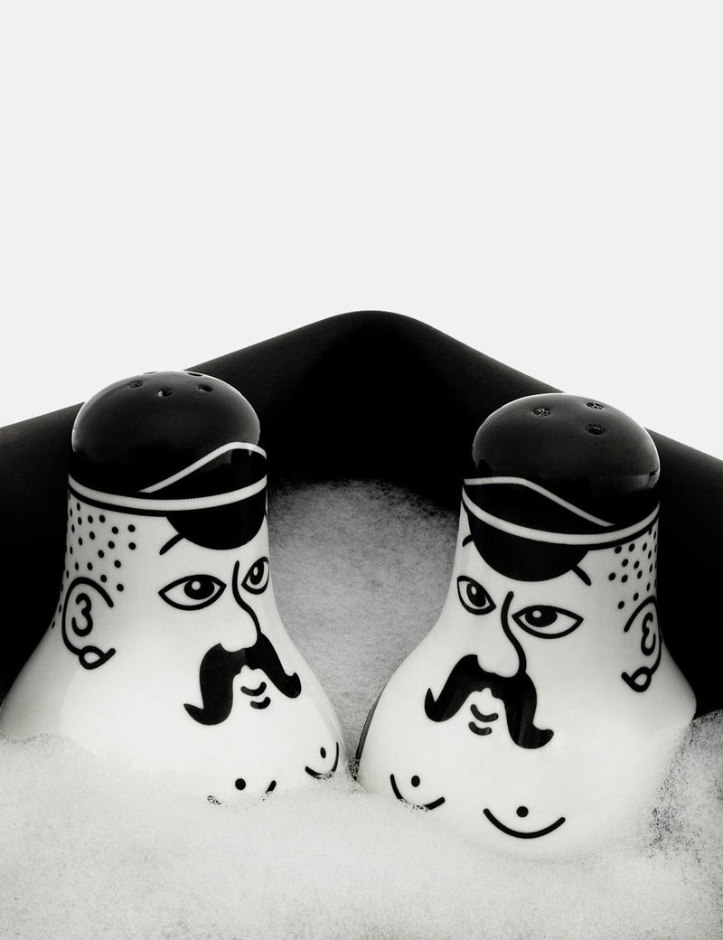 Normann Copenhagen Friends Salt & Pepper Set - Black/White