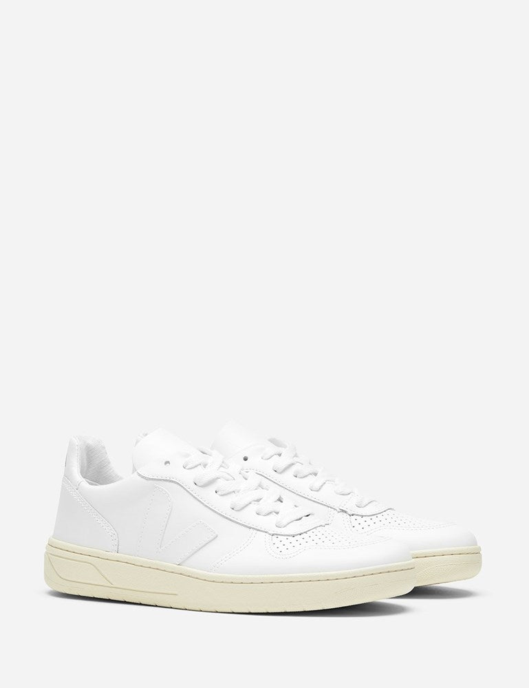 Womens Veja V-10 Leather Trainers - Extra White