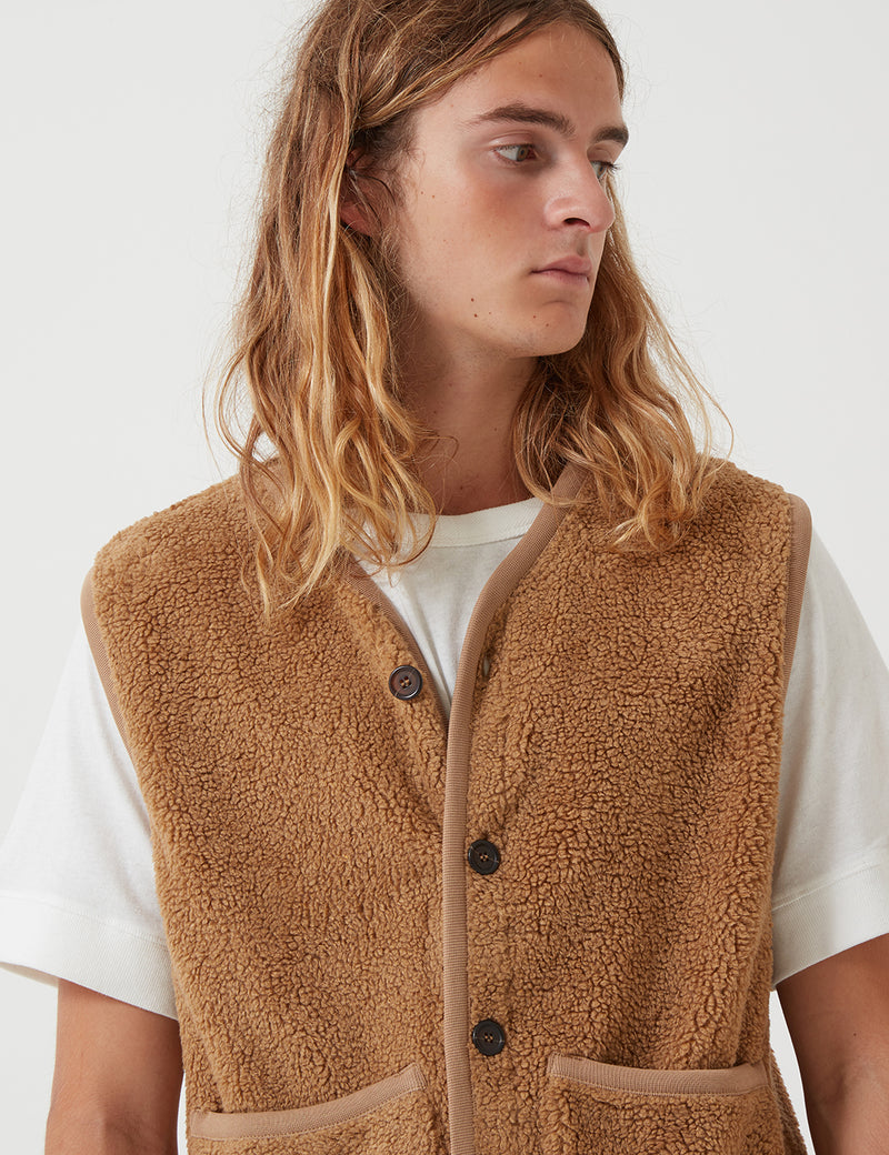 Universal Works Lancaster Gilet (Fleece) - Sand
