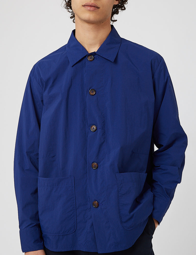 Universal Works Travailシャツ（リサイクルナイロン）-ブルー