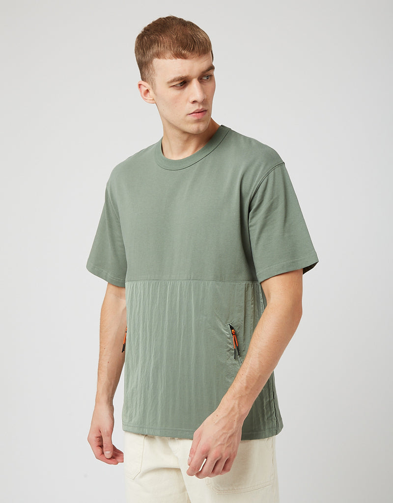 Uniform Bridge Zip Pocket T-Shirt - V.E Green