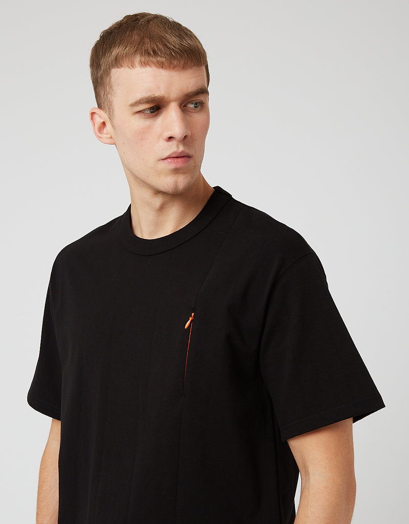 Uniform Bridge Line Crew Neck T-Shirt - Black