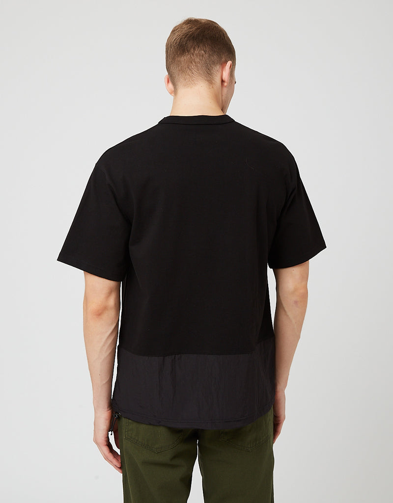 Uniform Bridge Line Rundhals-T-Shirt - Schwarz -