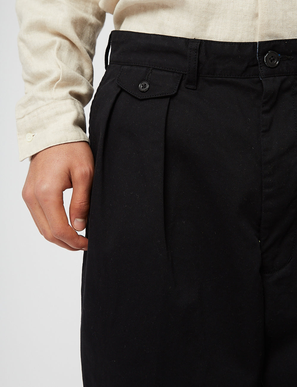Beams Plus 2 Pleat Twill Trousers - Black I Article.