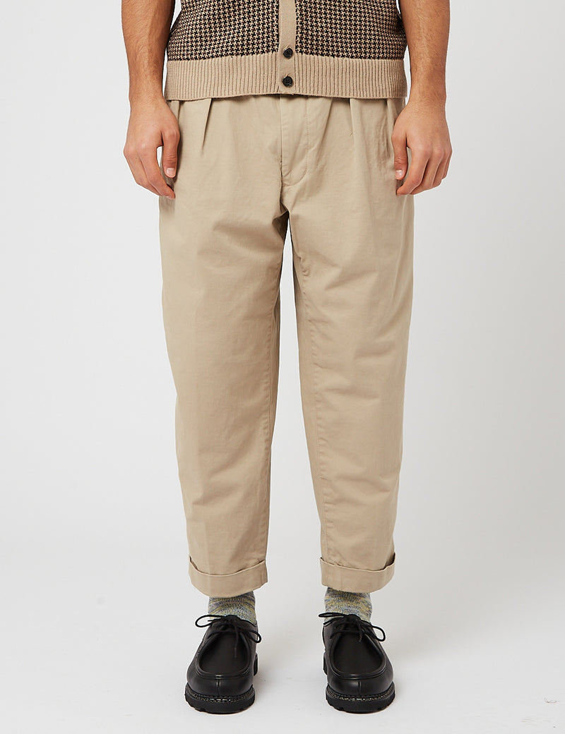 KILO LOOSEFIT TWILL TROUSERS IN KHAKI