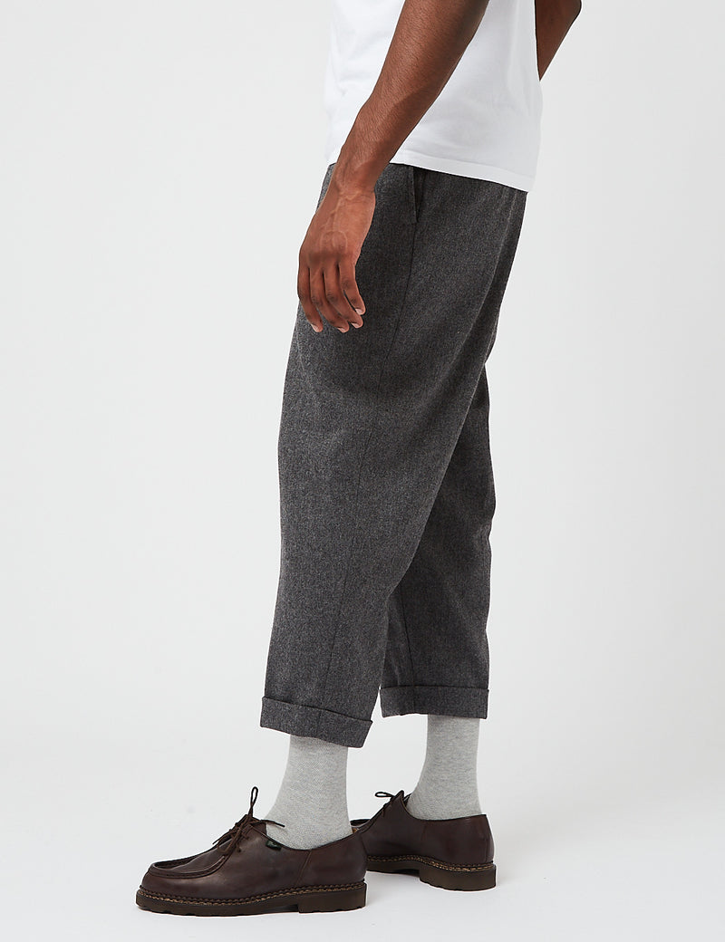 Beams Plus 2 Pleat Flannel Pants - Grey