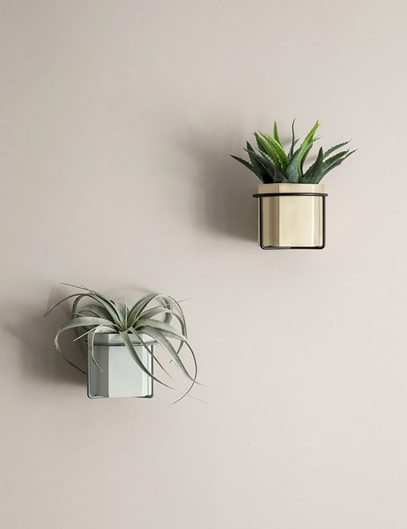 Ferm Living Wall Plant Holder - Black