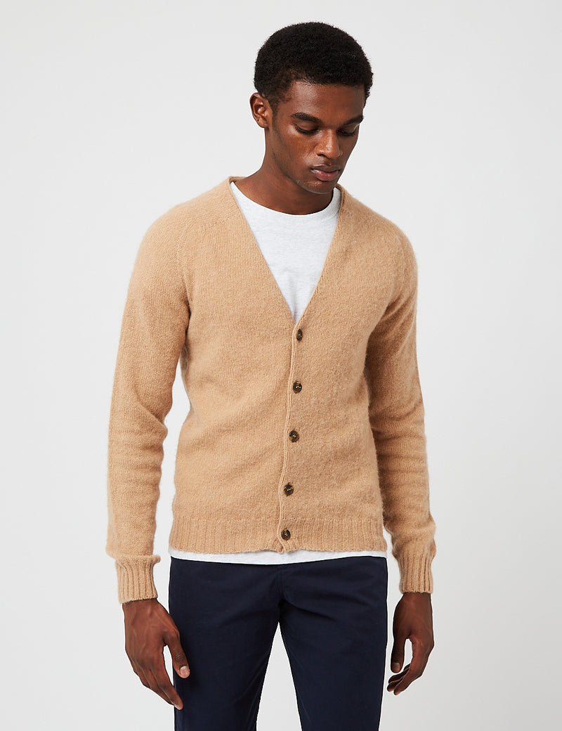 Bhode Lambswool Cardigan (Made in Scotland) - Cashew Brown
