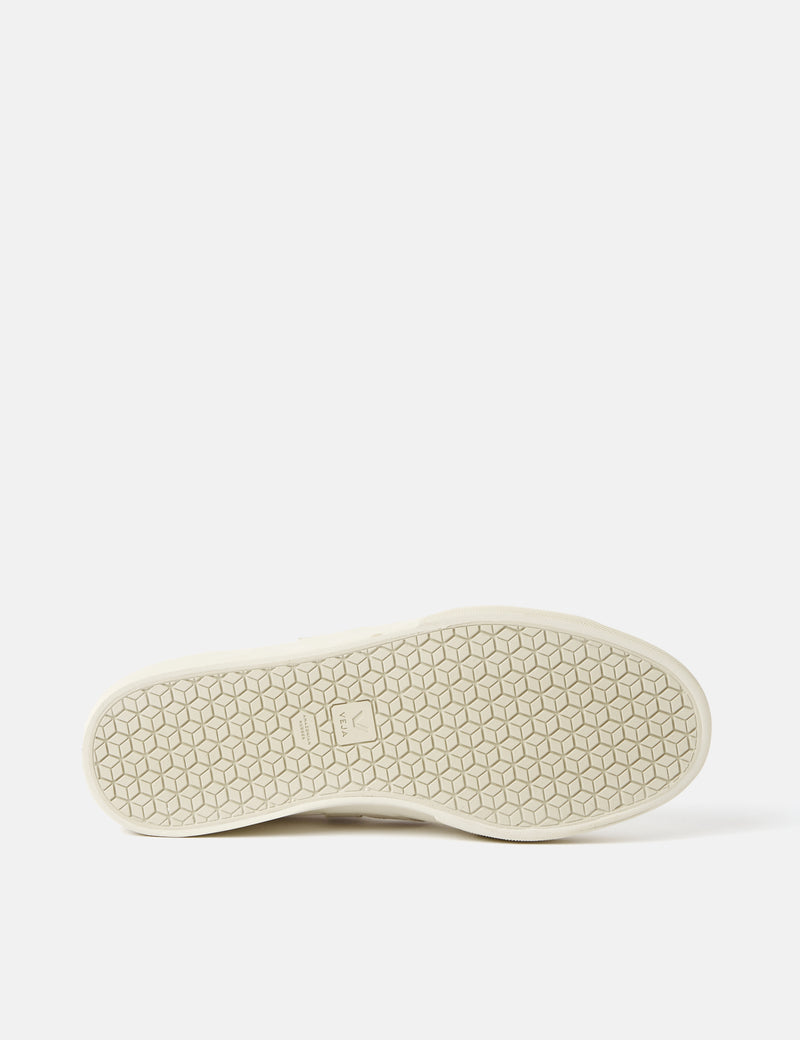 Veja Campo Chromefree Leather Trainers - Extra White/Natural Suede