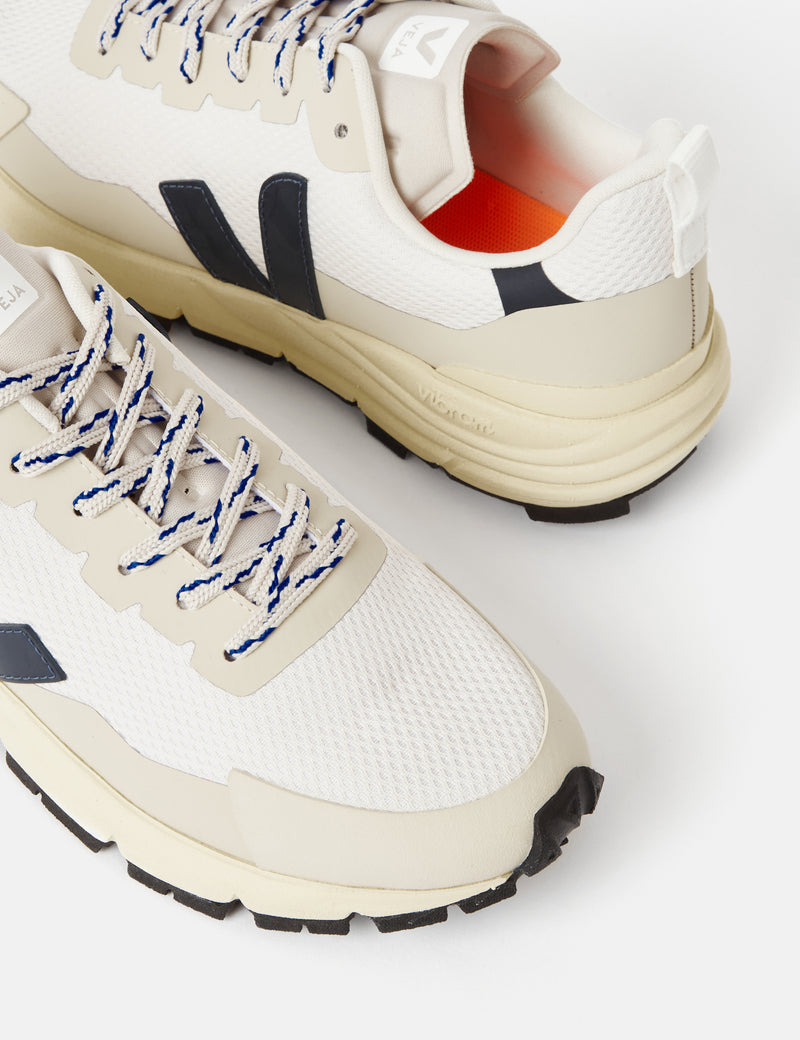 Chaussures de sport Veja Dekkan Alveomesh pour femmes - Gravel/Nautico