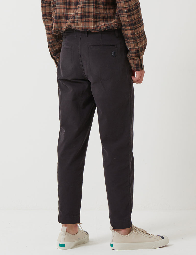 Folk The Assembly Pleated Trousers (Loose Fit Cropped) - Black Brushed