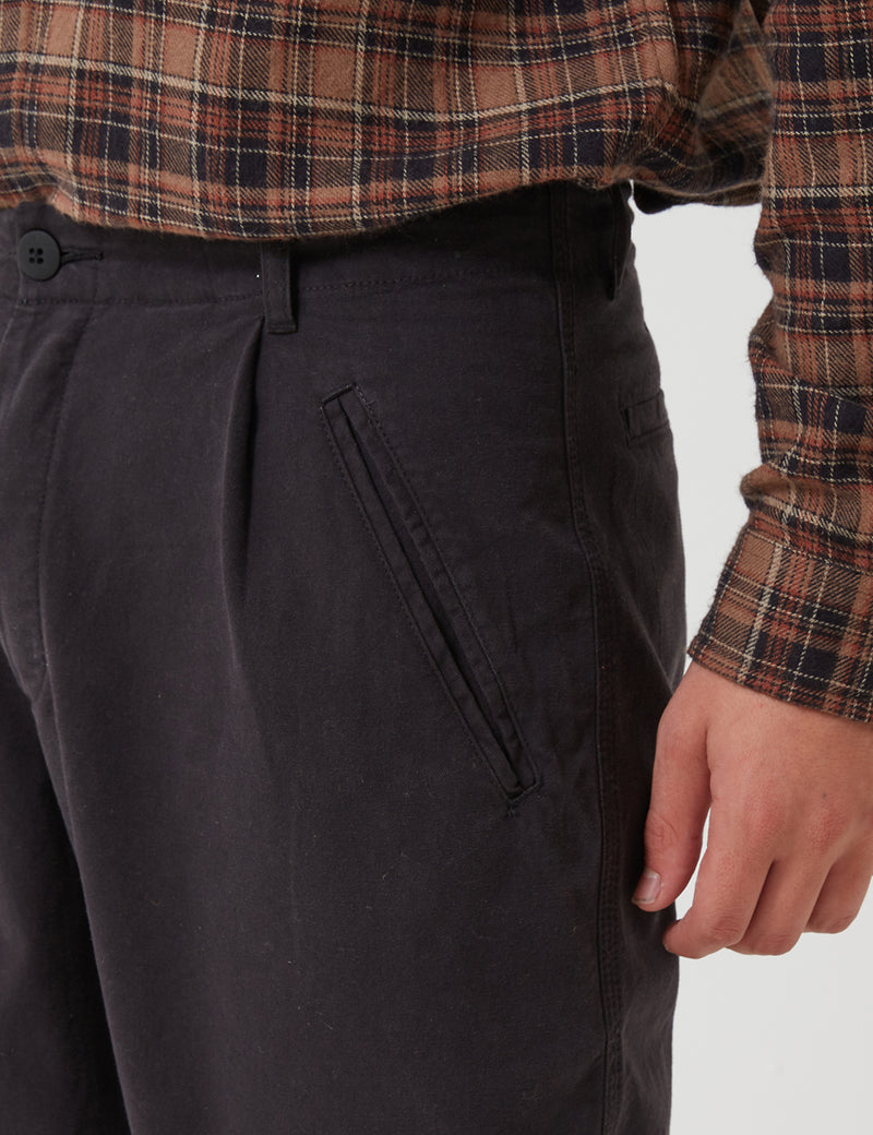 Folk The Assembly Pleated Trousers (Loose Fit Cropped) - Black Brushed