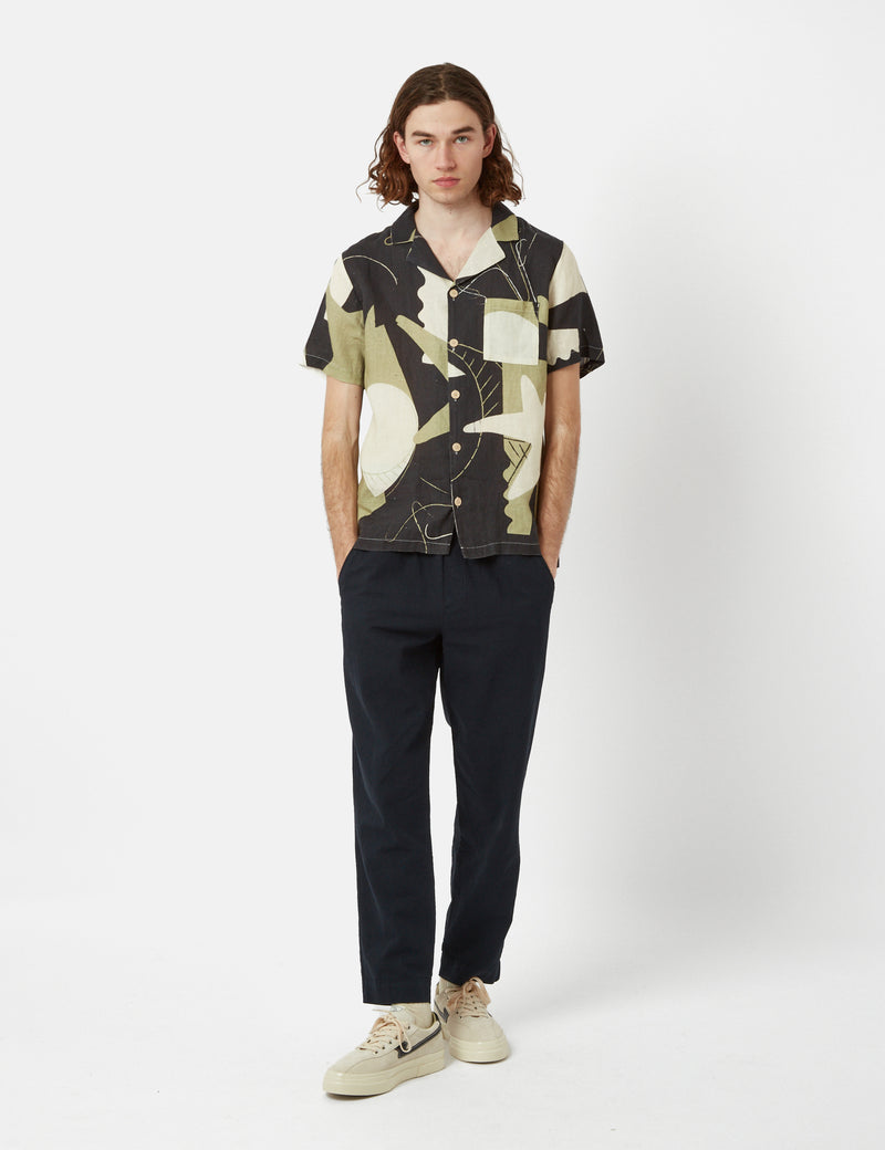 Folk Gabe Soft Collar Short Sleeve Shirt (Void Print) - Black/Olive Green