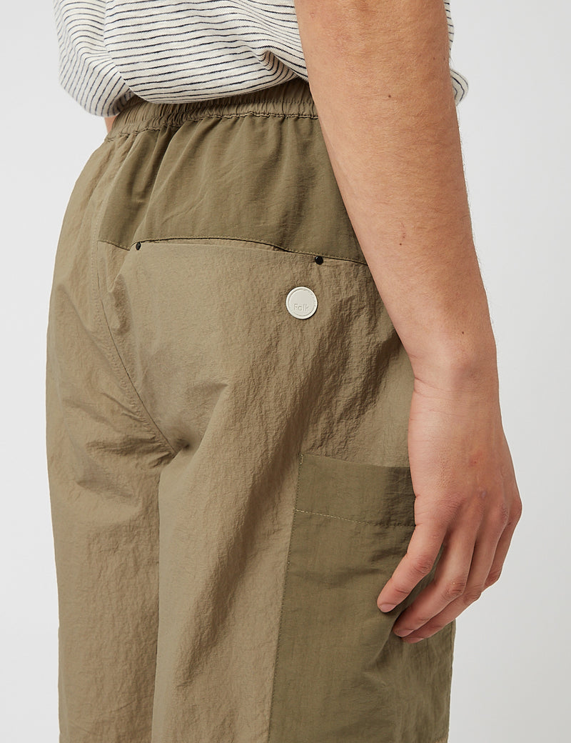 Folk Stack Shorts - Olive Green