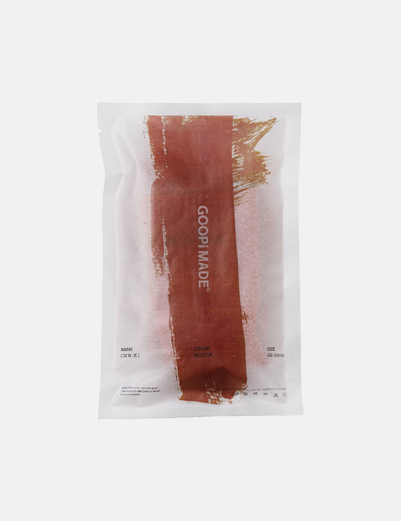 GOOPiMADE Logo Tabi Socks - Maple Red