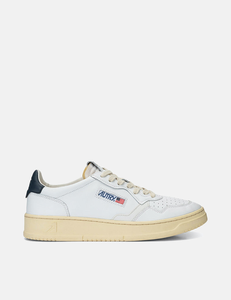 Autry Medalist LL12 Trainers (Leather) - White/Navy