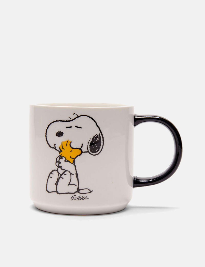 Peanuts Snoopy Love Mug - White
