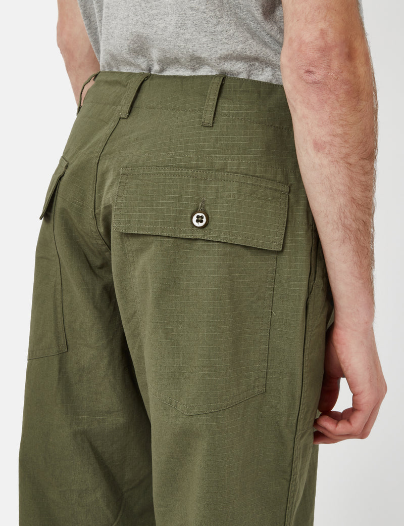 Pantalon Fatigue Engineered Garments (Relaxé) - Vert Olive
