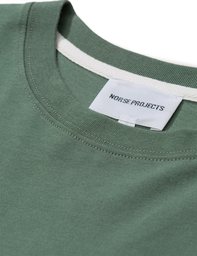 Norse Projects Niels Standard T-Shirt - Moss Green