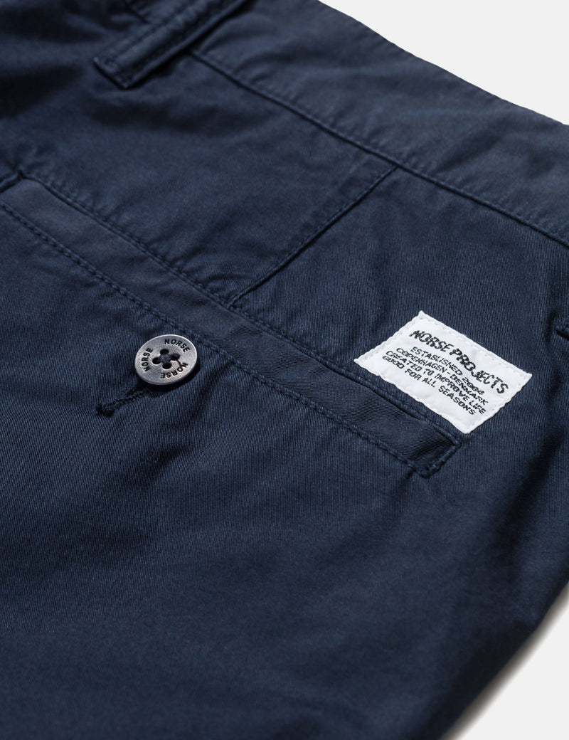 Norse Projects Arol Chino Trousers Light Twil (Slim Fit) - Dark Navy Blue