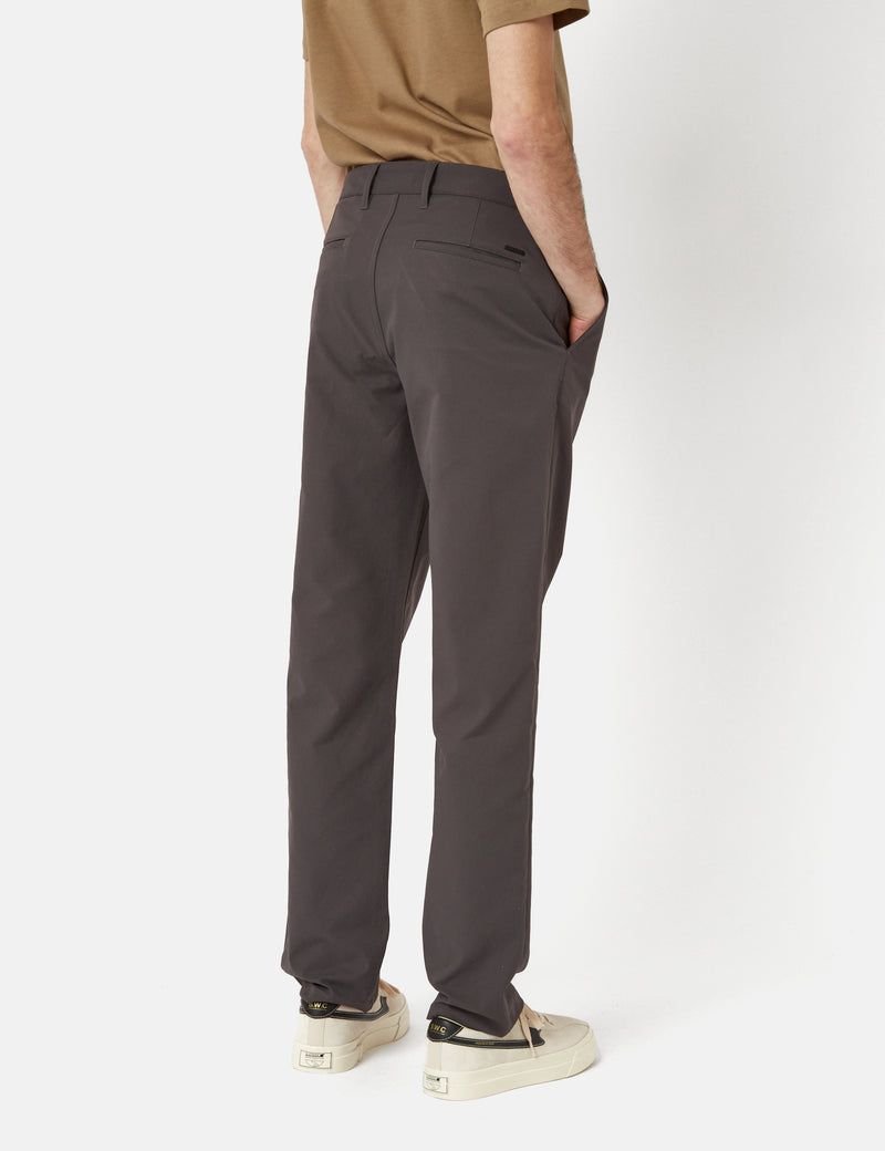 Norse Projects Aros Solotex Chino (Slim) - Battleship Grey I Article.