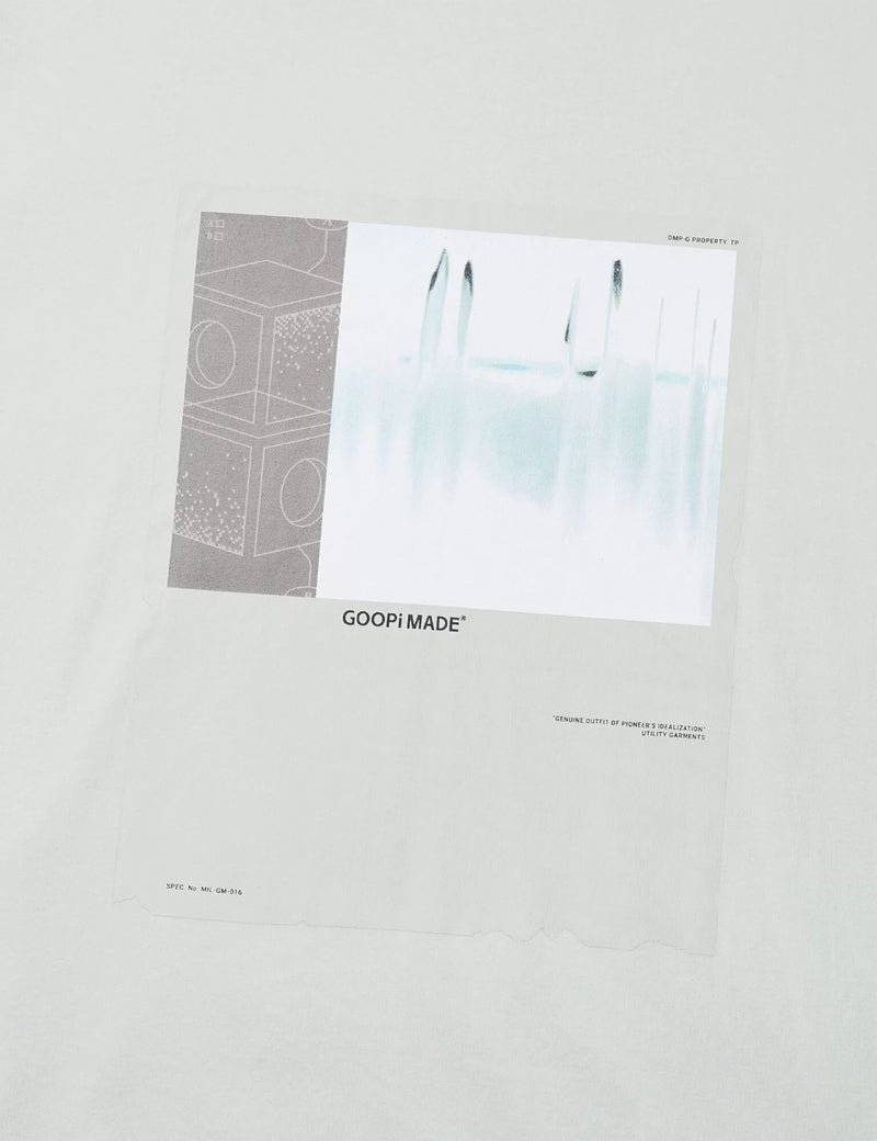 GOOPiMADE Nes-01 “Tomáš” Graphic T-shirt - Fog