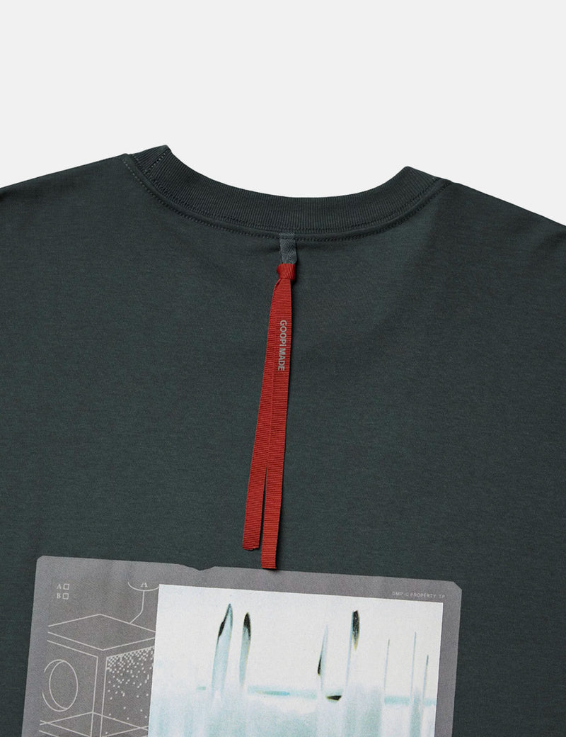 GOOPiMADE Nes-01 “Tomáš” Graphic T-shirt - L-Iron