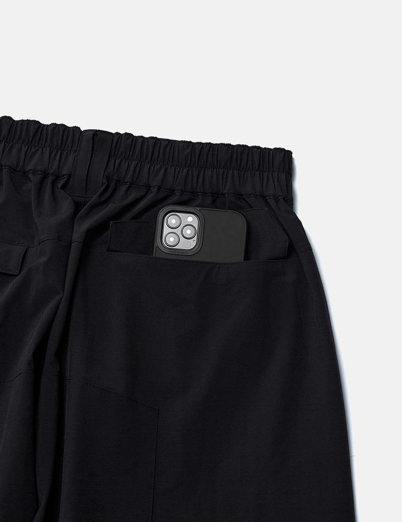 Pantalon de survêtement utilitaire GOOPiMADE P-3S « Hyperbola » - Noir