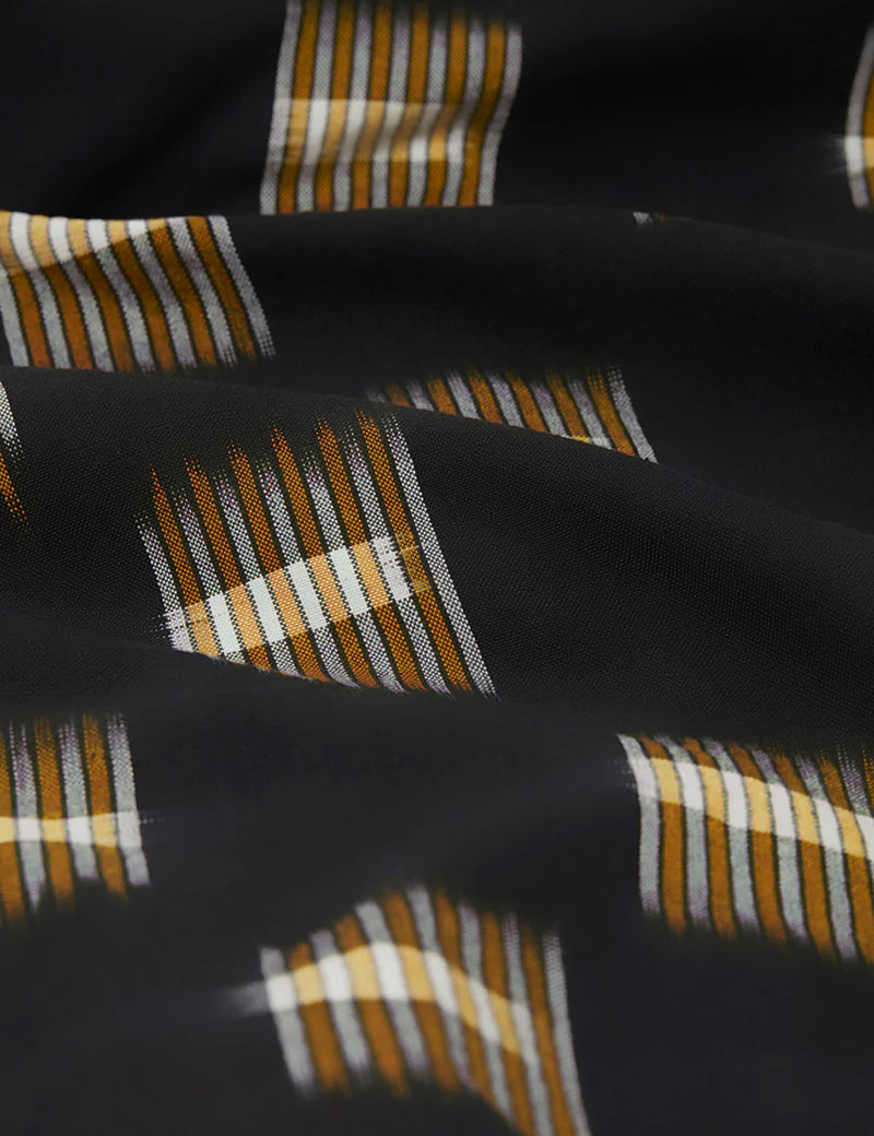 Wax London Didcot Short Sleeve Shirt - Ikat Black