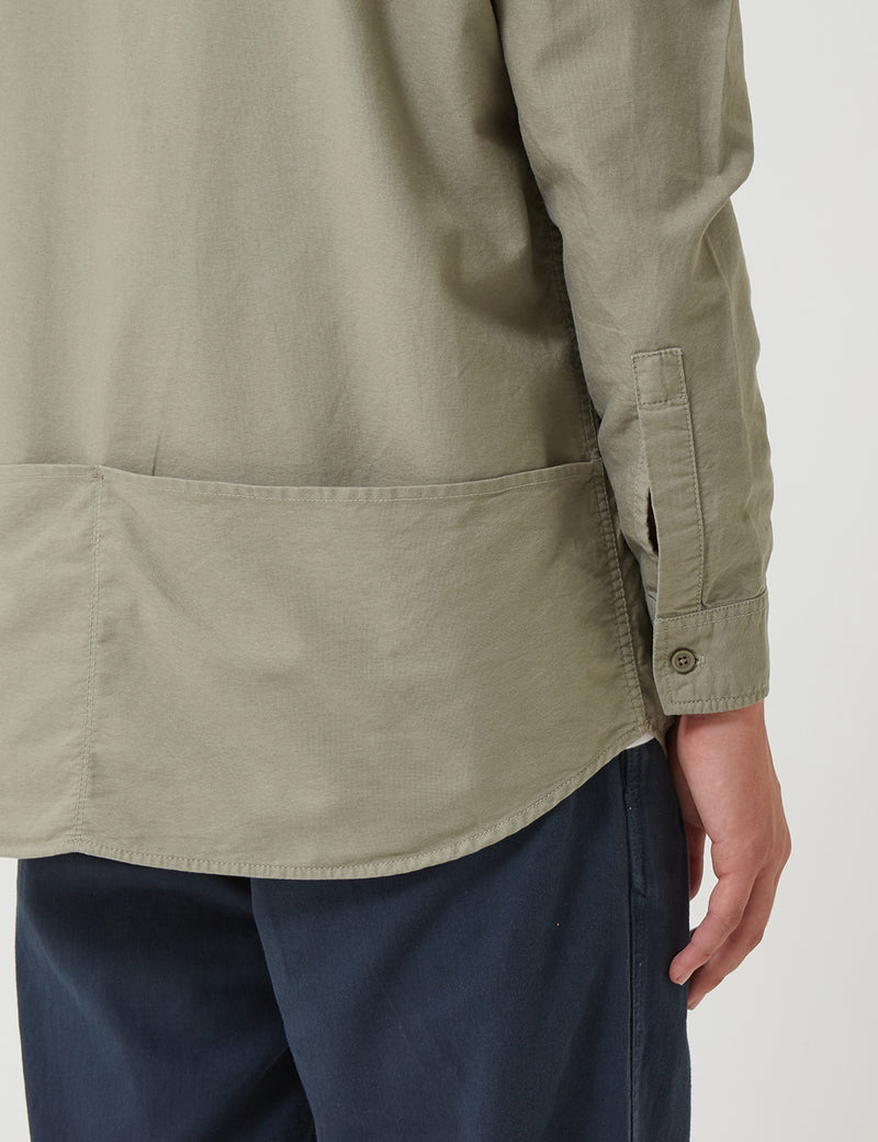 Nigel Cabourn Welder Pocket Oxford Shirt - Gewaschenes Armeegrün