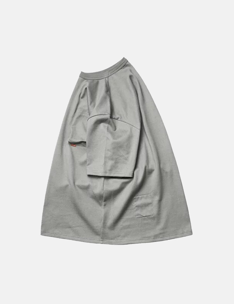 GOOPiMADE “TYPE-X” 3D Pocket T-Shirt - Light Grey