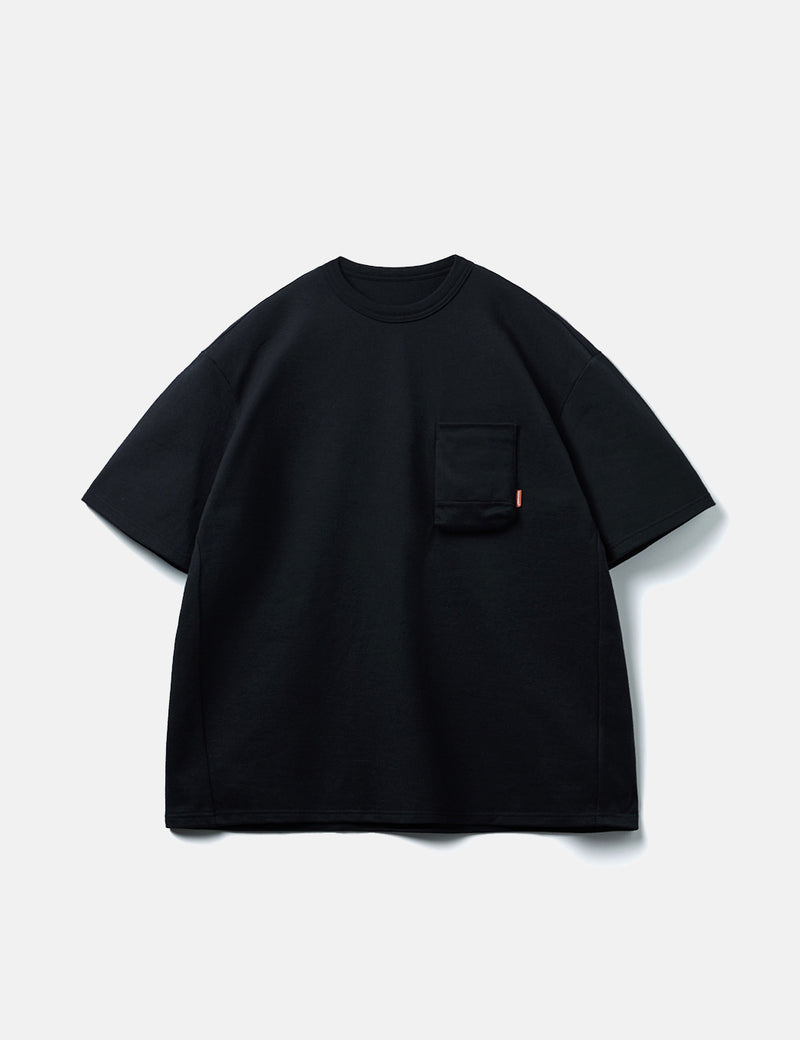 GOOPiMADE „TYPE-X“ 3D Pocket T-Shirt – Schwarz